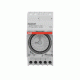 ABB 2CSM208151R1000, AD1CO-R-15m, Modüler DIN, Elektromekanik Zaman Saati, 24 Saat Döngü, 150 Saat Rezervli, 1A/K Kontak