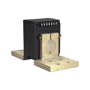 Schneider Electric 34036, MasterPact NW08-NW40 ve ComPact NS1600-NS3200 Şalterler için Nötr Sensörü