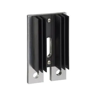 Schneider Electric LV438338, ComPact NSX DC, NSX400-630 2 Kutuplu Kompakt Şalterlerin Paralel ve Seri Bağlantısı için Bağlantı Plakası